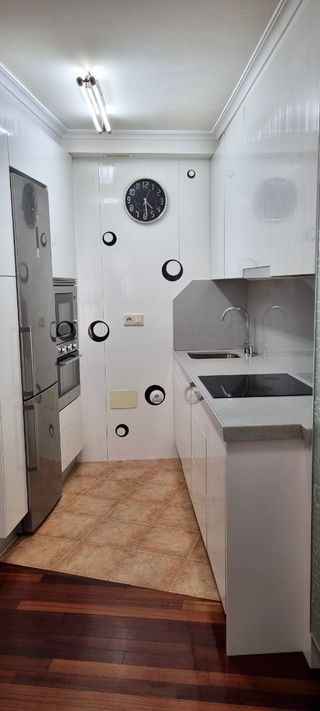 PISO VENTA CENTRO TORRELAVEGA CON BALCON Y TERRAZA