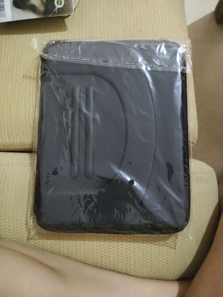 Funda tablet 9,7-10,1" acolchada