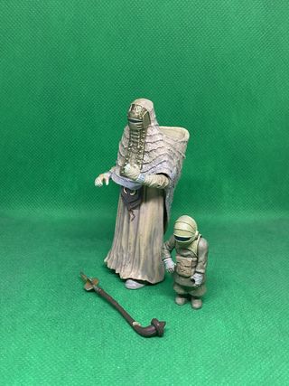 TUSKEN RAIDER, female and tusken child, Star Wars.