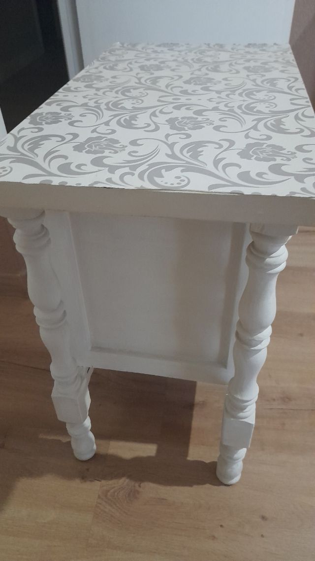 Mesita noche 3 cajones - Madera blanca