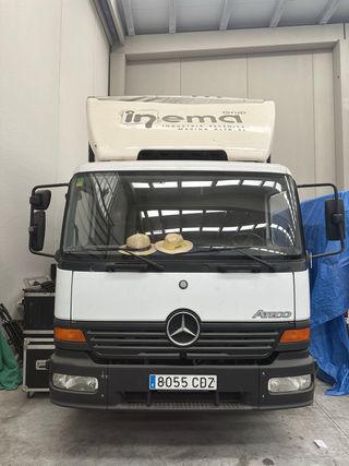 Mercedes-Benz Atego 2003