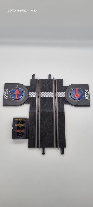 CUENTA VUELTAS SCALEXTRIC COMPACT + PISTA Y FUENTE