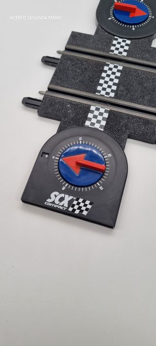 CUENTA VUELTAS SCALEXTRIC COMPACT + PISTA Y FUENTE