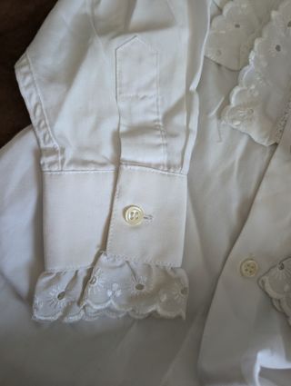 Camisa blanca bordada campero 