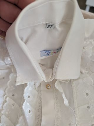 Camisa blanca bordada campero 