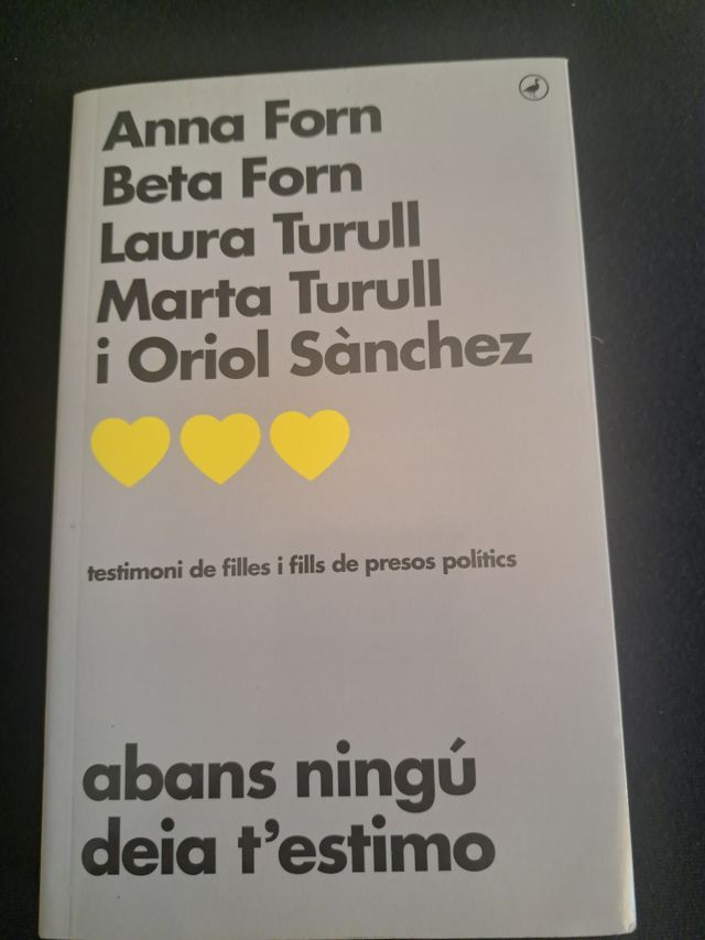 Abans ningú deia t'estimo - Libro