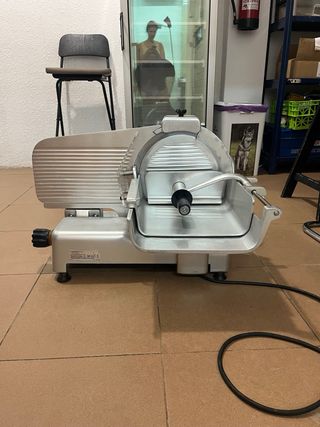 Cortadora de fiambres profesional Manconi 350 VK-T