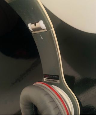 Auriculares Beats Solo Beige