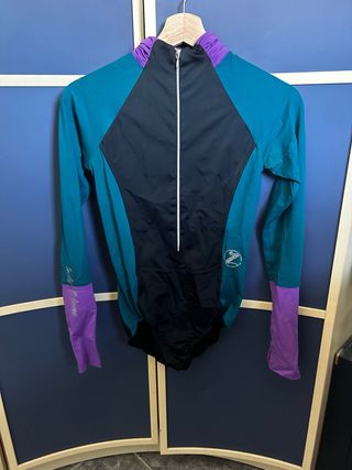 Maillot entrenamiento Inés Zeleme