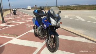 Suzuki V-Strom DL 650 Azul