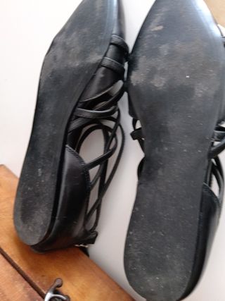 Zapatos Uterqüe negros -talla 38