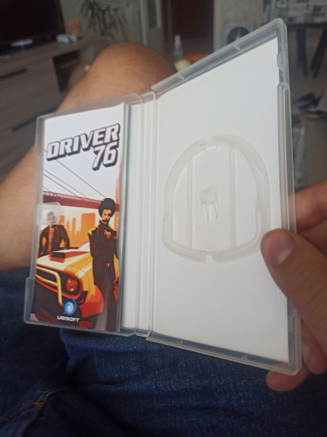 Driver 76 PSP - Caja y Manual. 
Sin juego