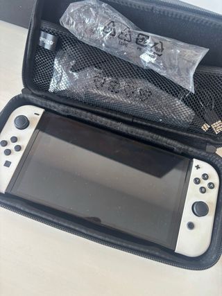 Nintendo Switch OLED blanca + funda+mando gamer+sd