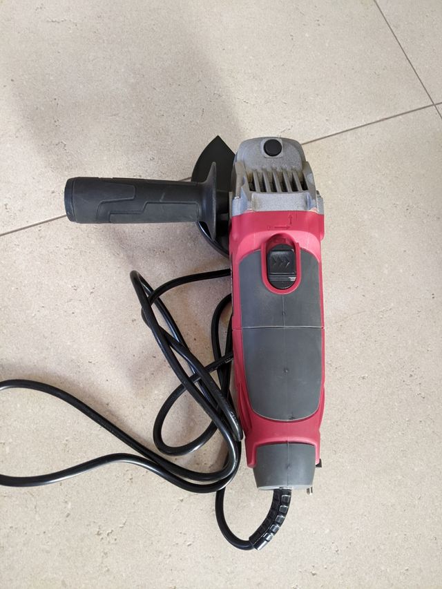 Smerigliatrice angolare Yamato 850W