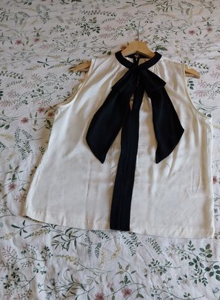 Blusa HM blanca y negra - Talla 38