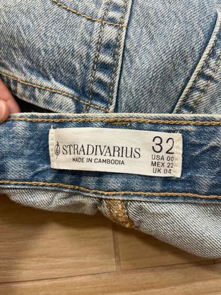 Mini falda Stradivarius XXS