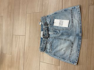 Mini falda Stradivarius XXS