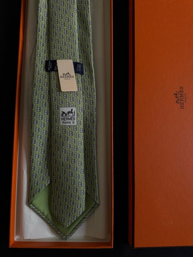 Corbata Hermes verde