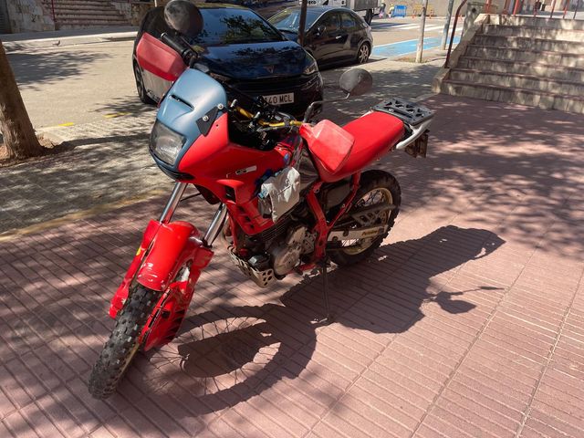 HONDA DOMINATOR 600 - 1999 - 1890