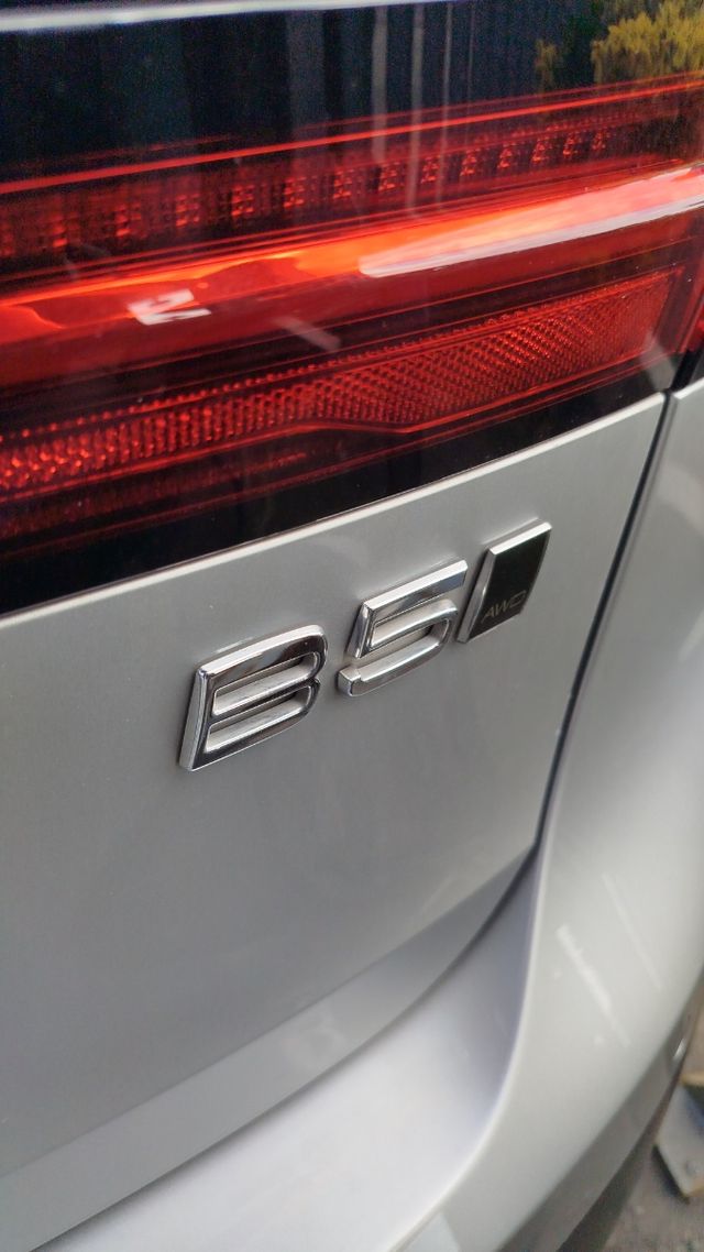 Volvo V90 2021