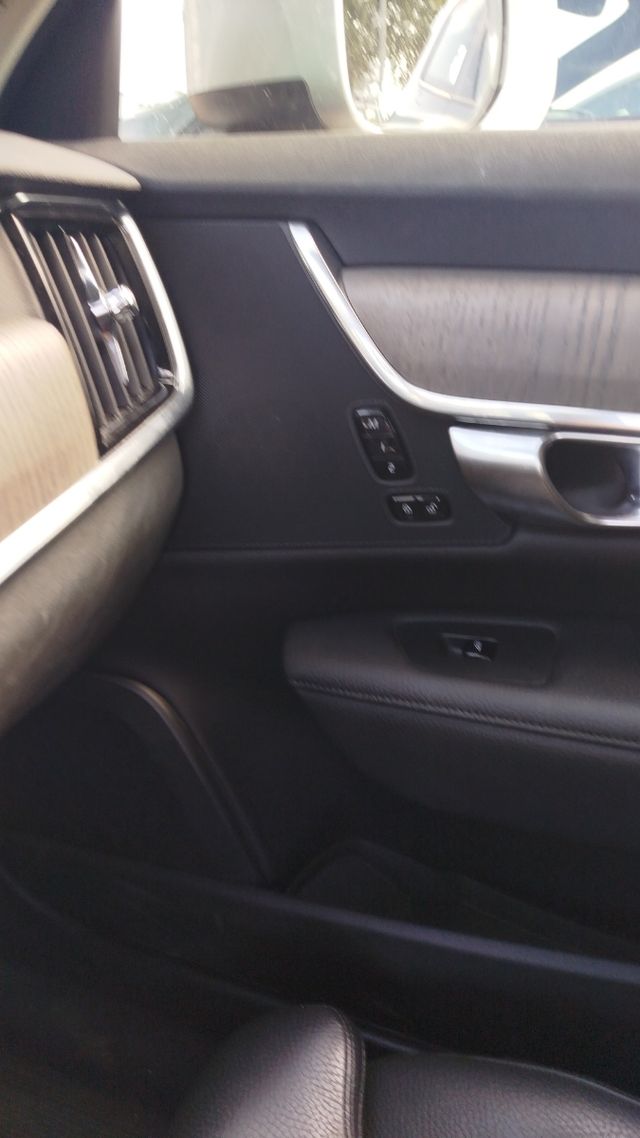 Volvo V90 2021