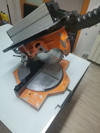 Ingletadora legna 250