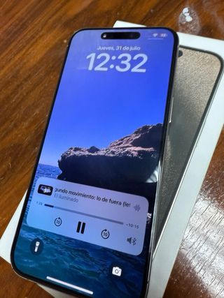 iPhone 15 Pro Max 256GB - Plata