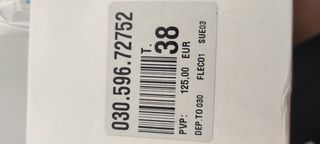 Tacones Guess negros, talla 38