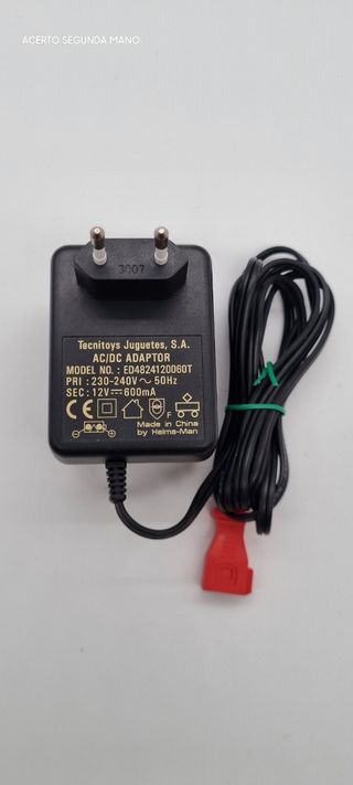 SCALEXTRIC COMPACT:PISTA DE CONEXIÓN Y FUENTE