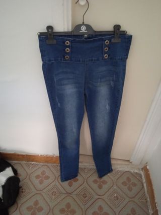 Jeans Dayaie elasticizzati tg 42 
