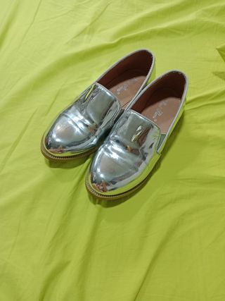 Zapatos planos plata brillantes