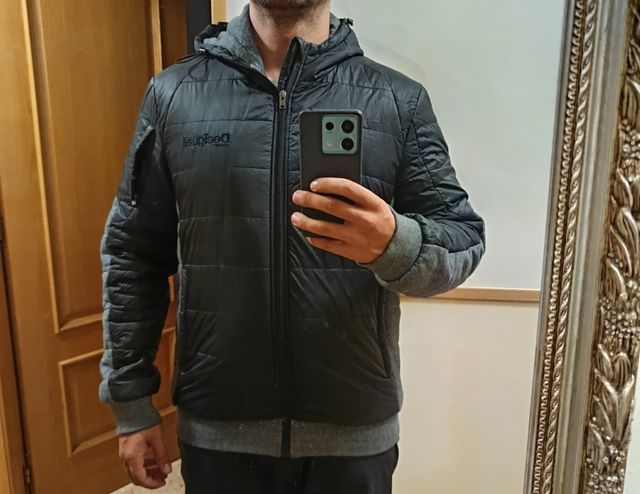 Abrigo negro desigual