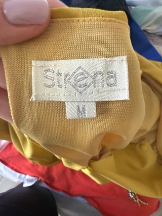 Vestito giallo e blu elegante