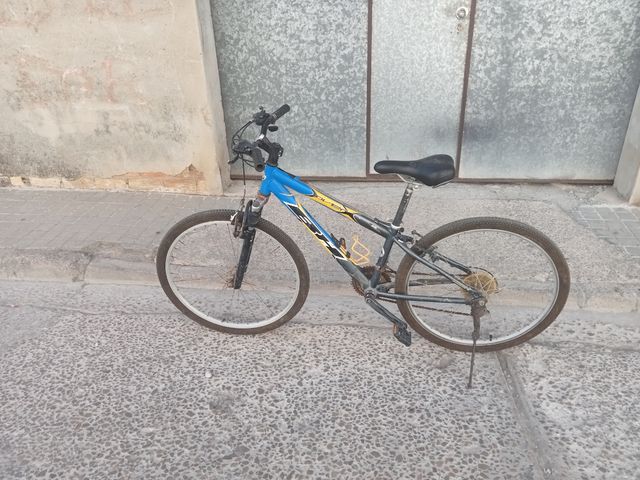 Bicicleta montaña BH juvenil