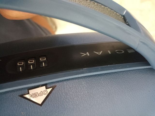 Valigetta Roncato Ciak Blu - Come Nuova