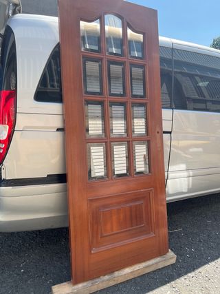 Puerta de sapely de 200 por 82 por 3,5 
