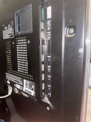 TV LCD Panasonic 42” Modelo TX-L42ESE