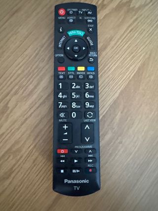 TV LCD Panasonic 42” Modelo TX-L42ESE