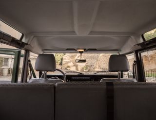 Land Rover Defender 2003