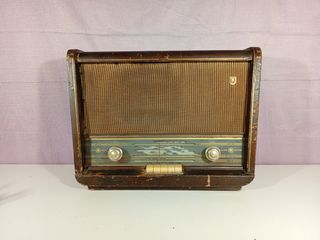 Radio antigua válvulas