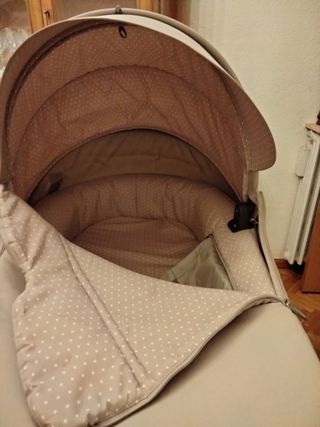 Capazo Stokke impecable