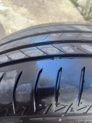 4 neumáticos 225/65R17 usados