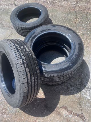 4 neumáticos 225/65R17 usados