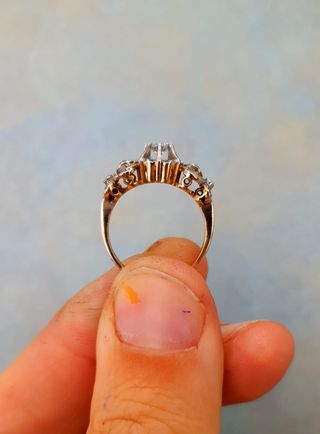 Anillo antiguo oro y diamantes