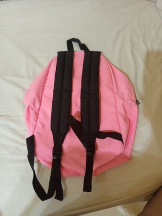 Mochila Eastpak rosa