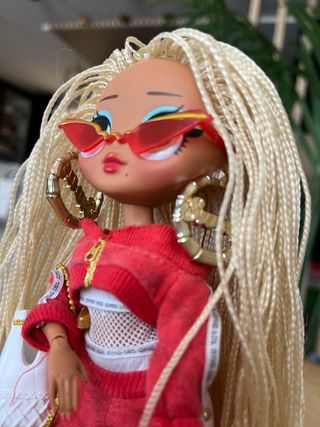Muñeca LOL OMG Remix