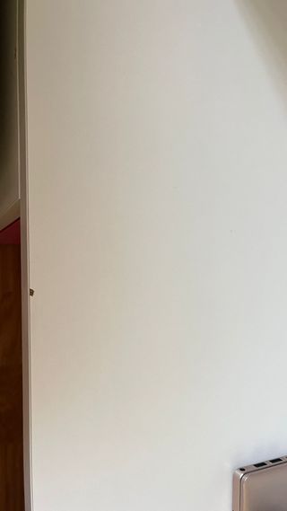 Dormitorio juvenil rosa y gris. Muebles y colchón 