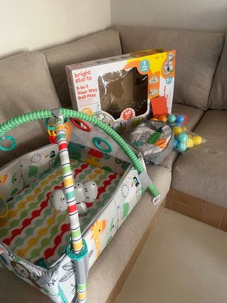 Parque de juegos sin estrenar 