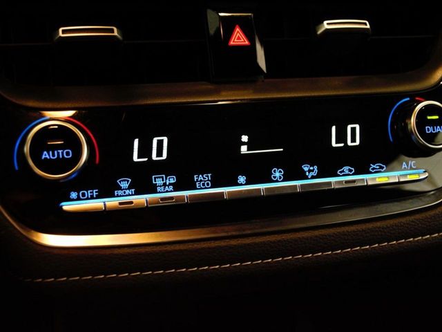 Toyota Corolla 1.8 125H ACTIVE TECH E-CVT