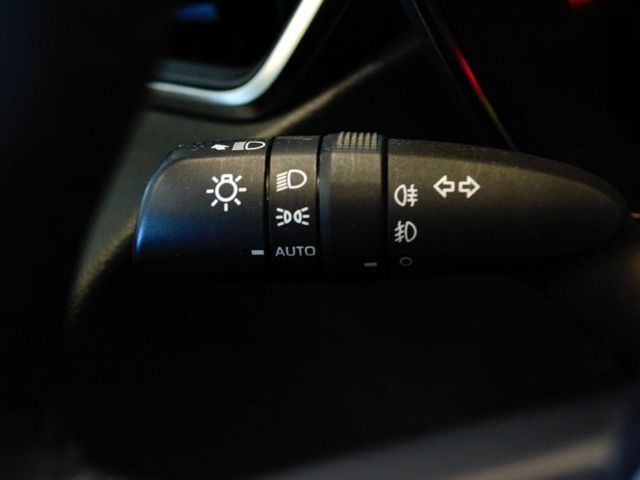 Toyota Corolla 1.8 125H ACTIVE TECH E-CVT